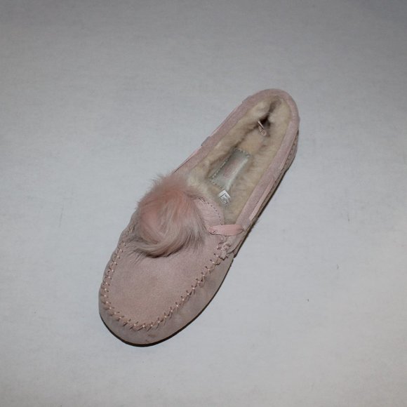ugg dakota slippers uk